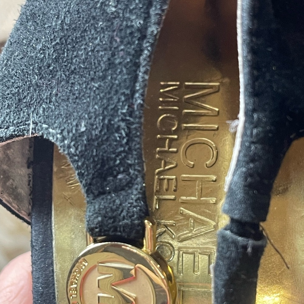 🔺SOLD🔺MICHAEL Michael Kors Black Heels with Ankle Strap size 10m suede stiletto - Picture 8 of 9
